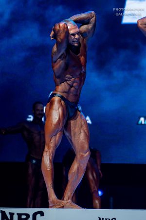 CLASSIC PHYSIQUE +178